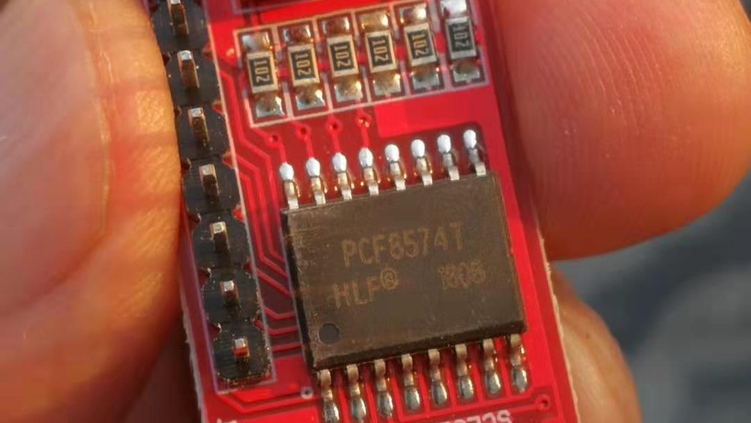 【雕爷学编程】Arduino动手做（134）---PCF8574T扩展模块