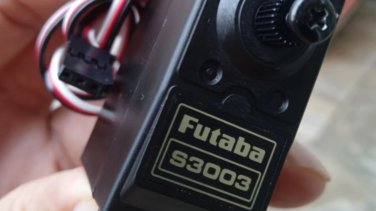 【雕爷学编程】Arduino动手做（164）---Futaba S3003舵机模块2