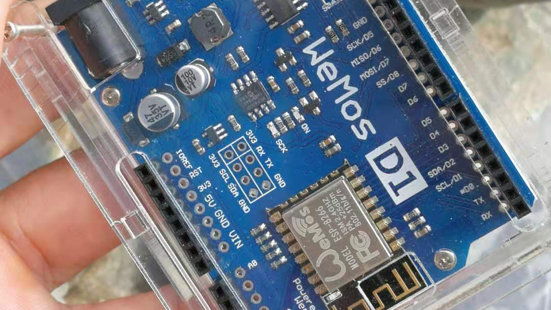 【雕爷学编程】Arduino动手做（172）---WeMos D1开发板模块