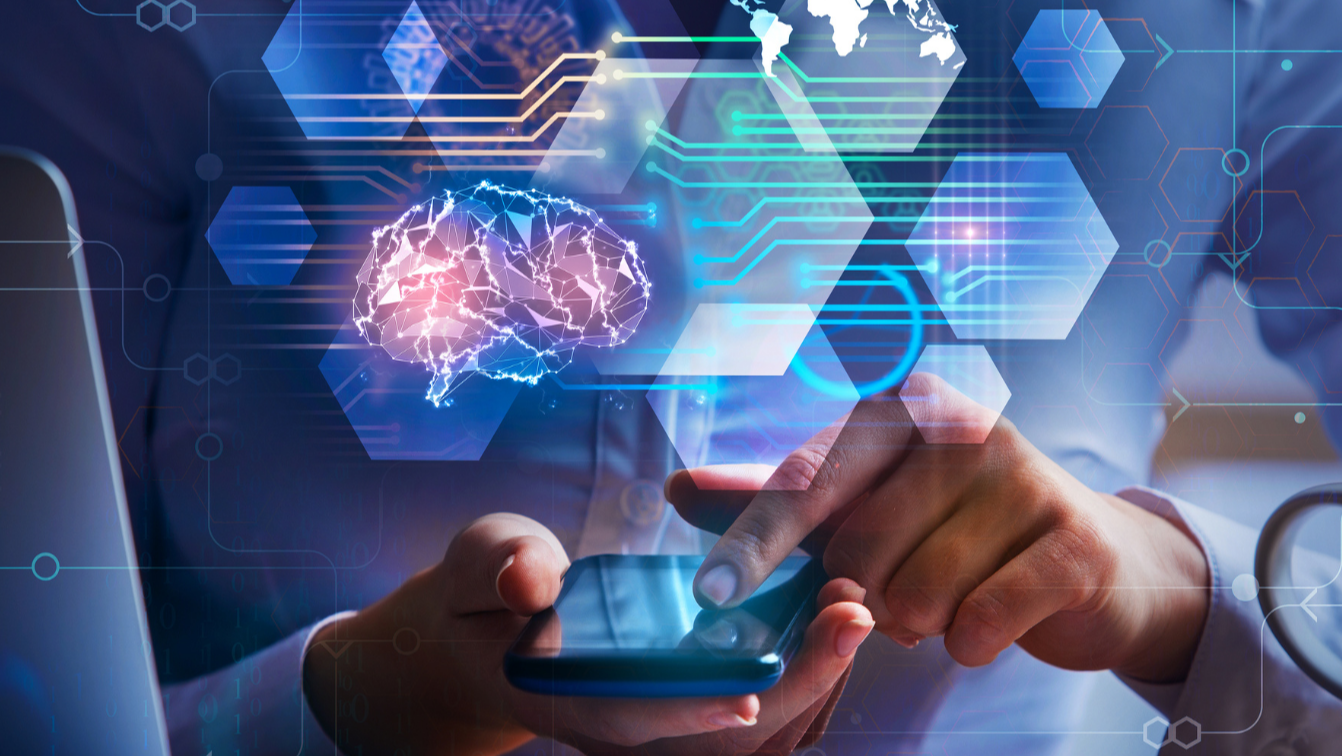 数据飞轮拆解车企数据驱动三板斧：数据分析、市场画像、A/B 实验