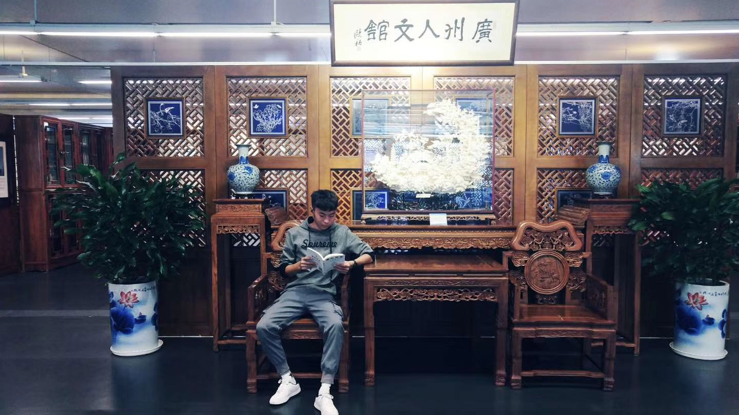 作业1：自我介绍+软工5问